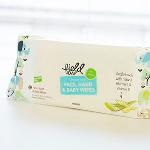 delightful baby wipes-size.jpg