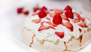 strawberry_pavlova-thumb.jpg