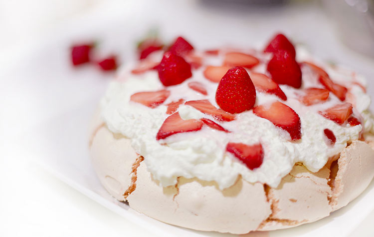 Strawberry Pavlova with Fresh Cream